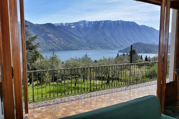 lake Como Tremezzo villa with pool and lake view (15)