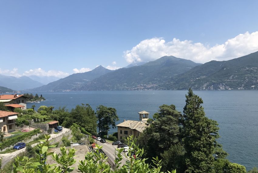 menaggio apartment in residence with pool and amazing lake view. Apartment with large terrace, garage and fully furnished (13)
