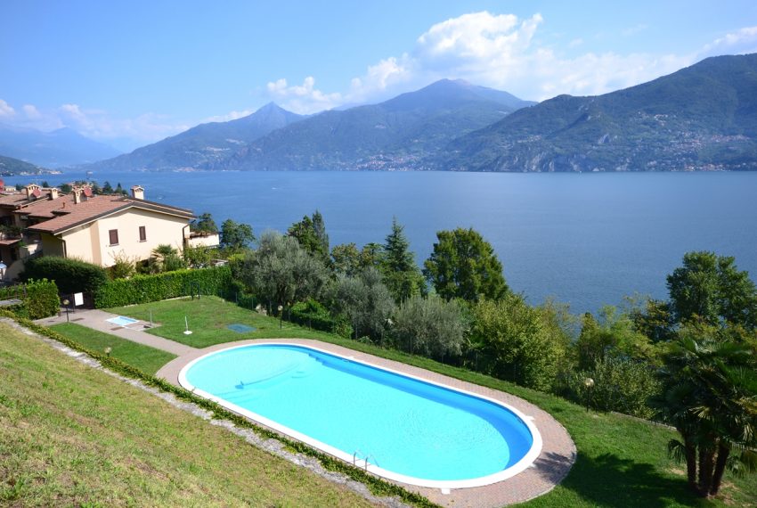 menaggio apartment in residence with pool and amazing lake view. Apartment with large terrace, garage and fully furnished (16)