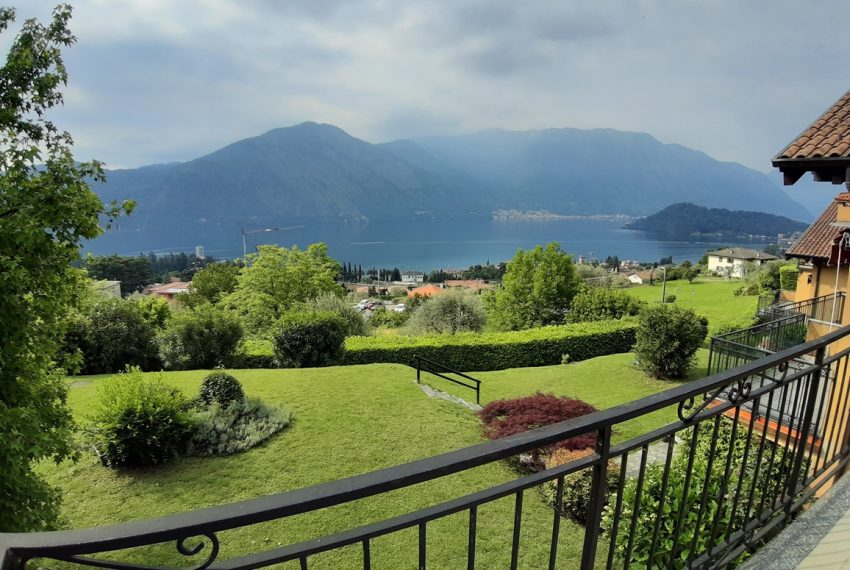 Lago Como Tremezzo monolocale in vendita con terrazzovista lago e garage (10)