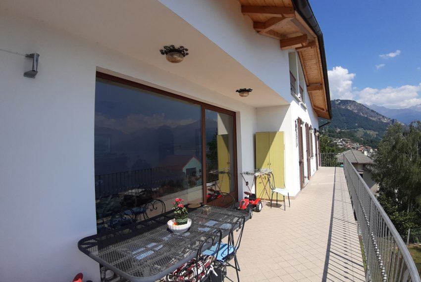 Pianello del Lario - Lake Como - Villa with garden and lake view for sale (10)