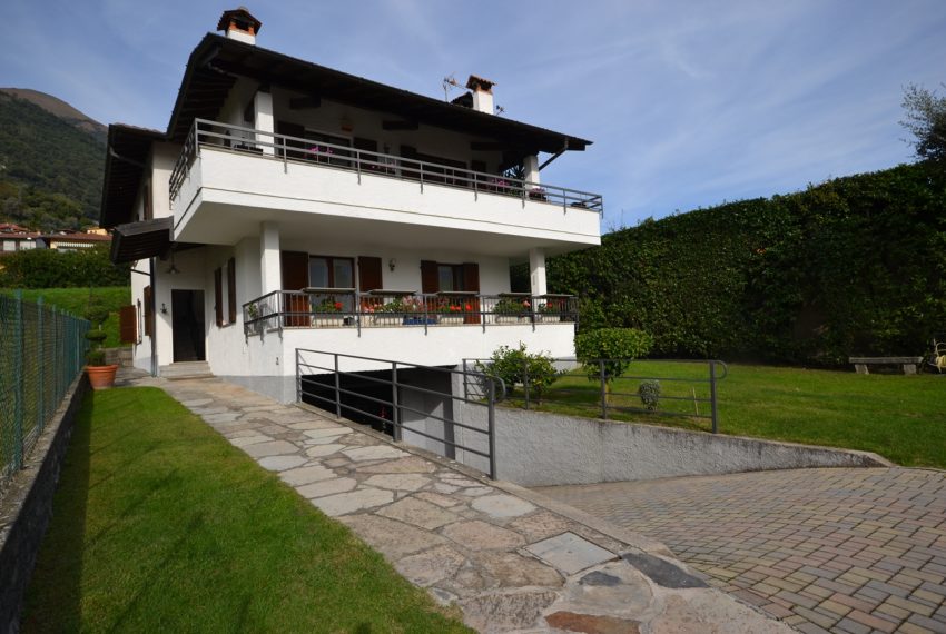 Ossuccio villa in vendita con giardino e vista lago (3)
