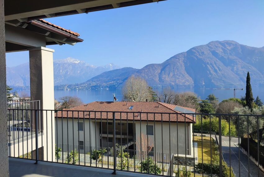 MEZZEGRA large apartment in residence (12)