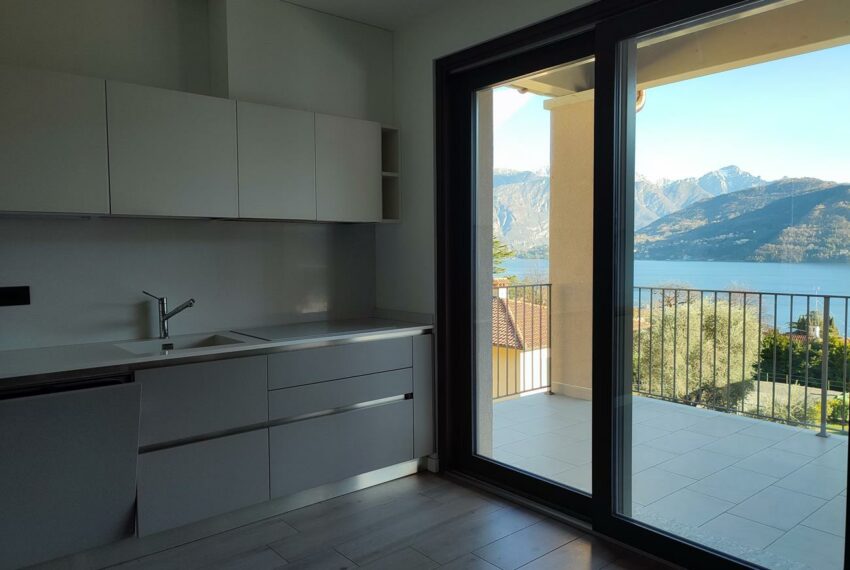 TREMEZZINA large apartment in residence (7)