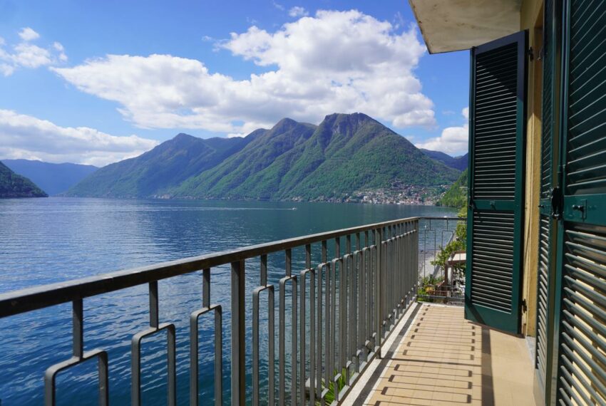 COLONNO luxury lake front apartment (12)