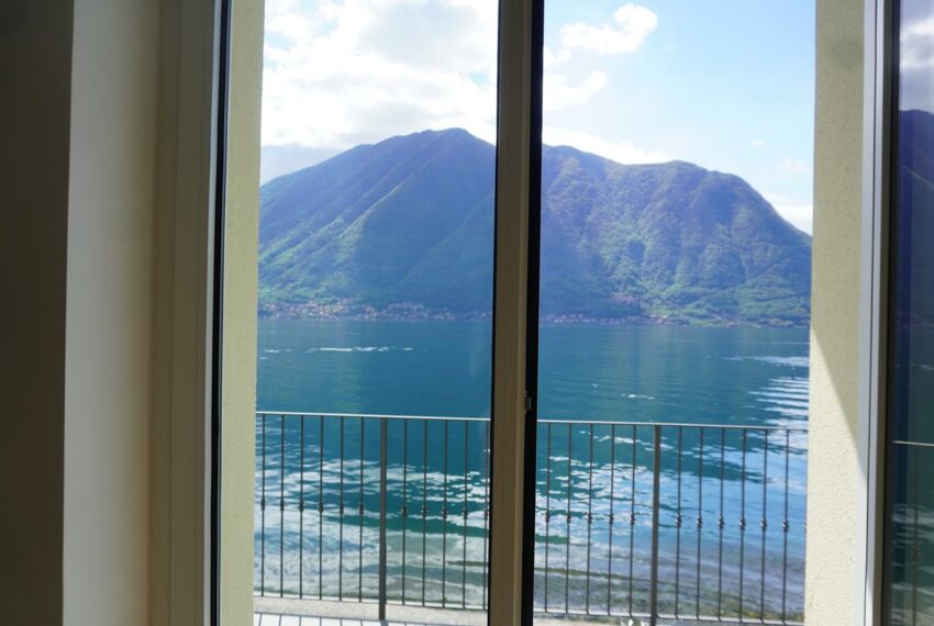 COLONNO luxury lake front apartment (5)