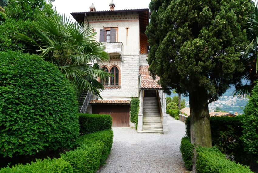 Period villa for sale in Torno - Lake Como (10)