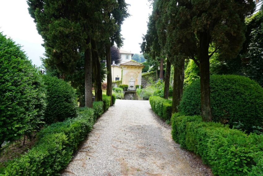 Period villa for sale in Torno - Lake Como (11)