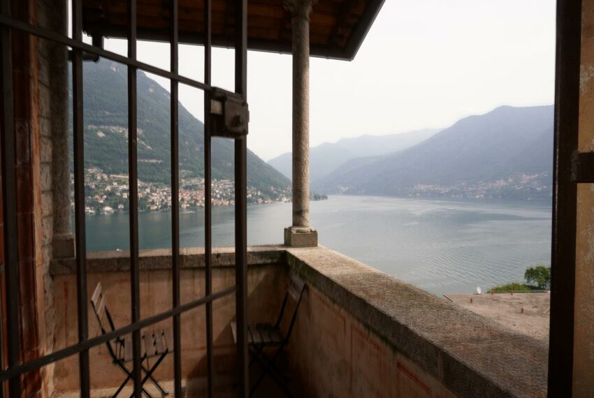 Period villa for sale in Torno - Lake Como (27)