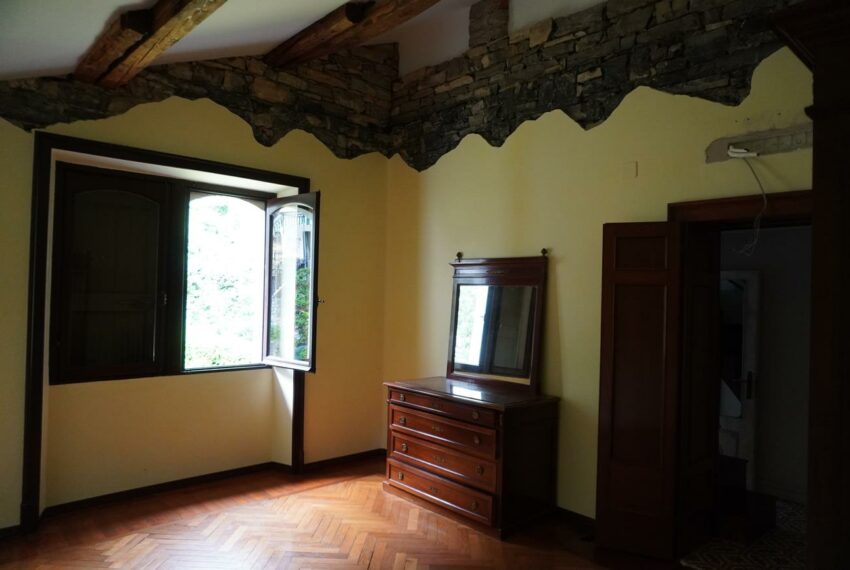 Period villa for sale in Torno - Lake Como (36)