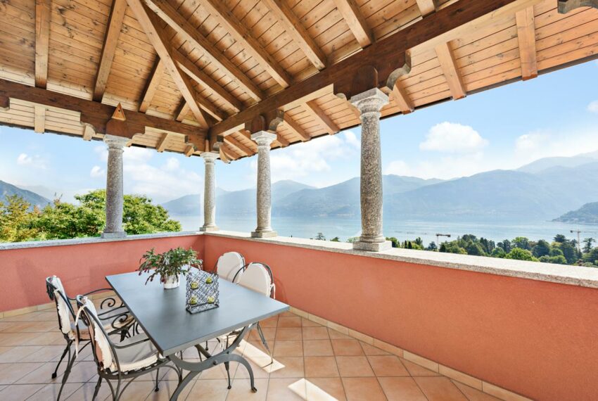 Villa for sale in Griante - Lake Como with pool and lake view (19)