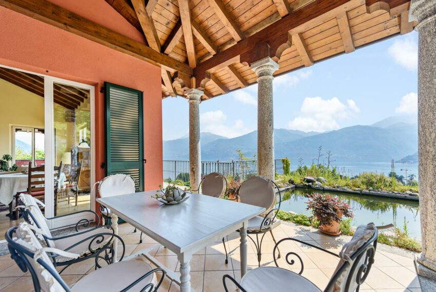 Villa for sale in Griante - Lake Como with pool and lake view (28)