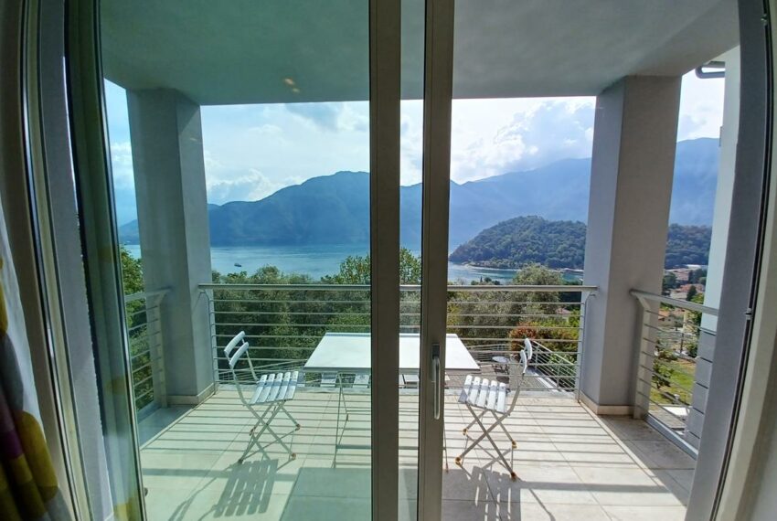 Tremezzina apartment for sale with pool and lake view (21)