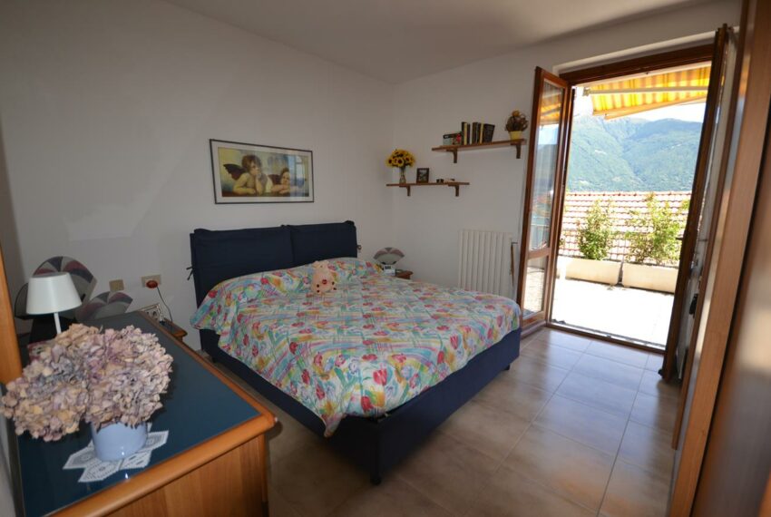 Apartment for sale in San Siro with lake view, garage and parking space (7)