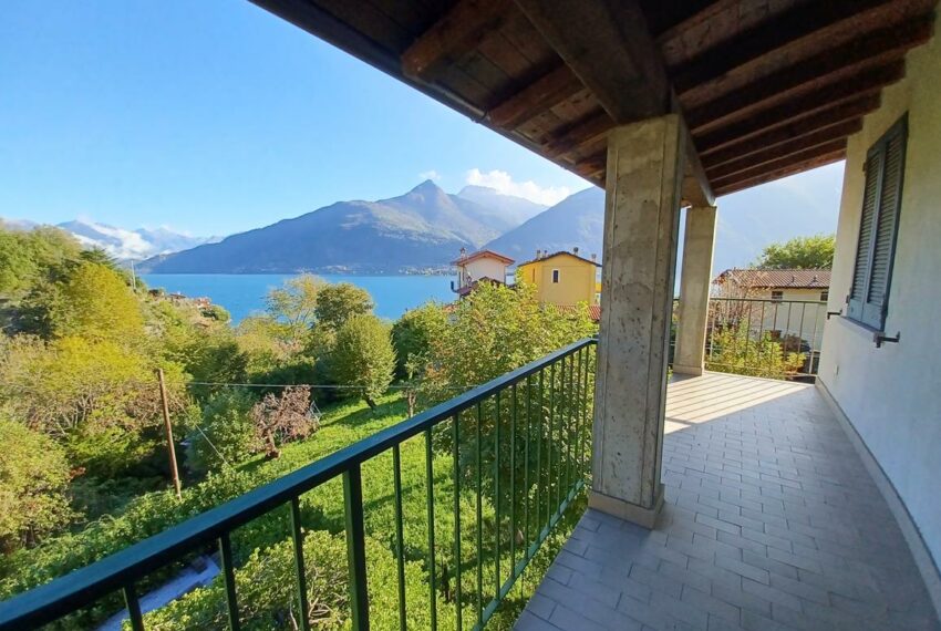 San Siro Lake Como nice apartment with terrace and lake view (16)