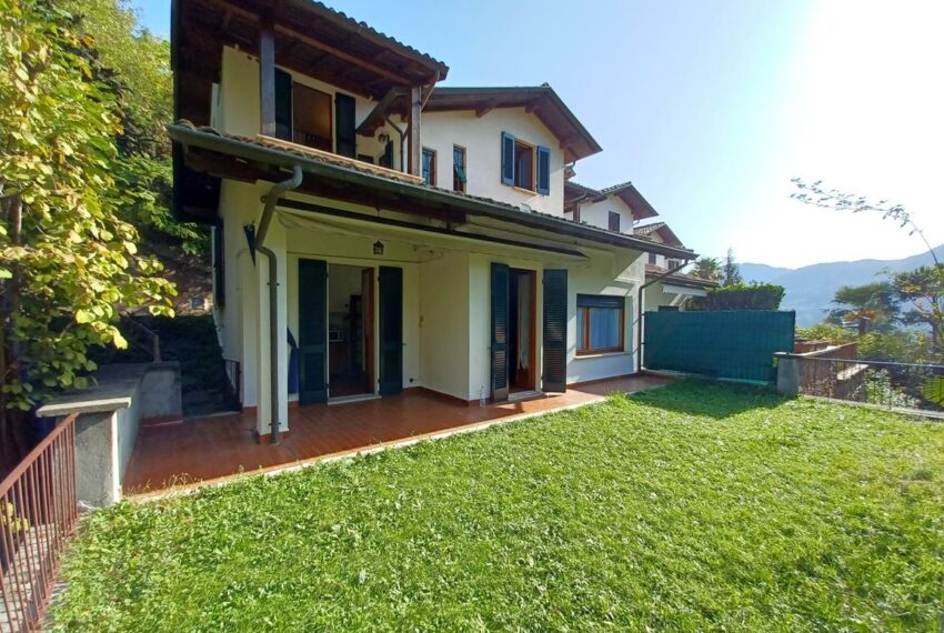 Tremezzo villa for sale with private garden (3)