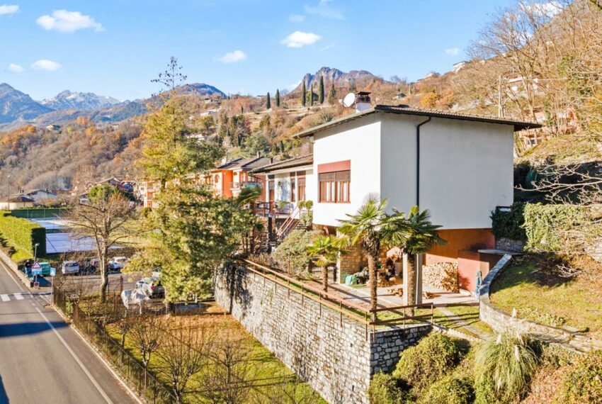 Villa in vendita a Carlazzo Lago Lugano (17)