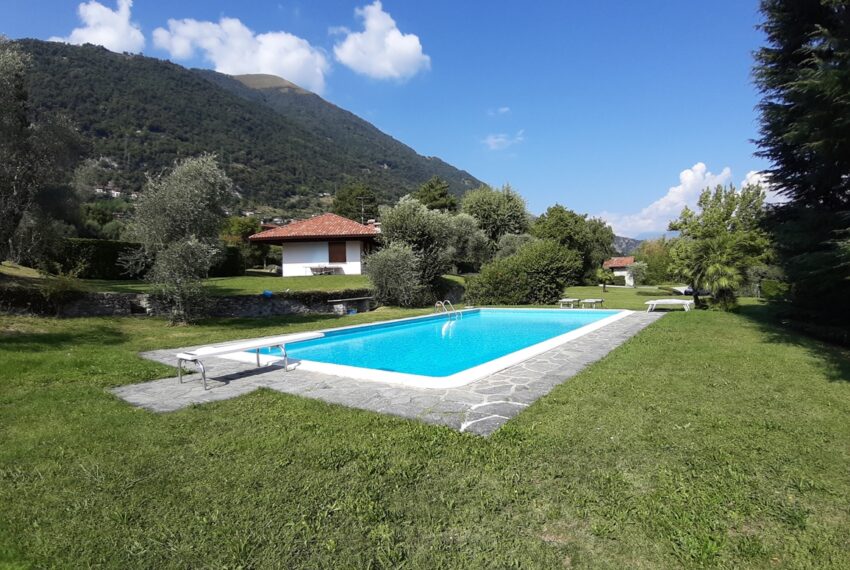 Tremezzina villa in vendita con piscina e parco (32)
