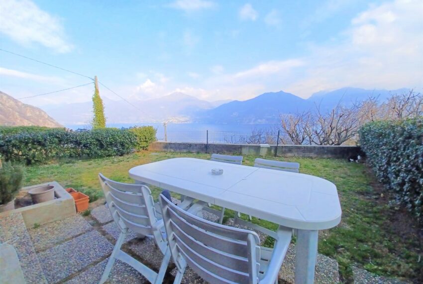Menaggio apartment for sale with private garden and Lake View (1)