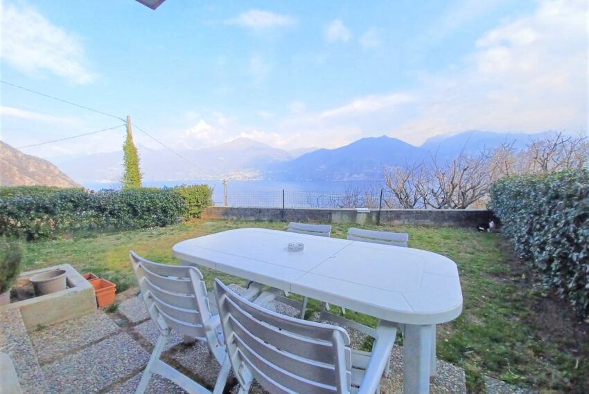 Menaggio apartment for sale with private garden and Lake View (16)