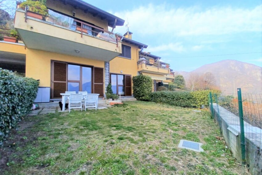 Menaggio apartment for sale with private garden and Lake View (4)