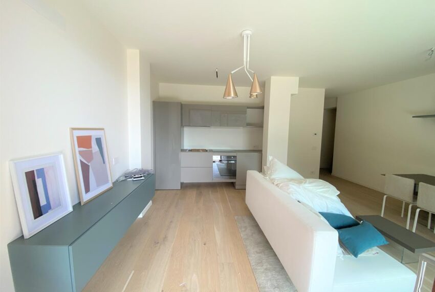 menaggio apartment with terrace in residence with pool and lake view (4)
