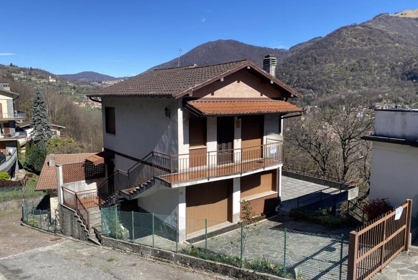 Valle INtelvi detached house with land and lake view (12)