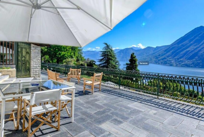 Lake Como luxury villa for sale including pool and parkland (10)