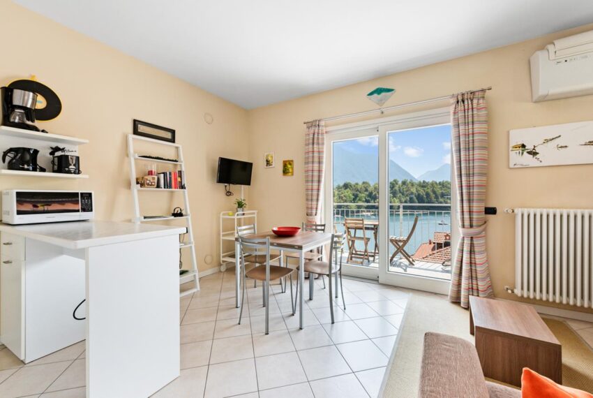 Ossuccio appartamento vista lago in vendita. Lago di Como (22)