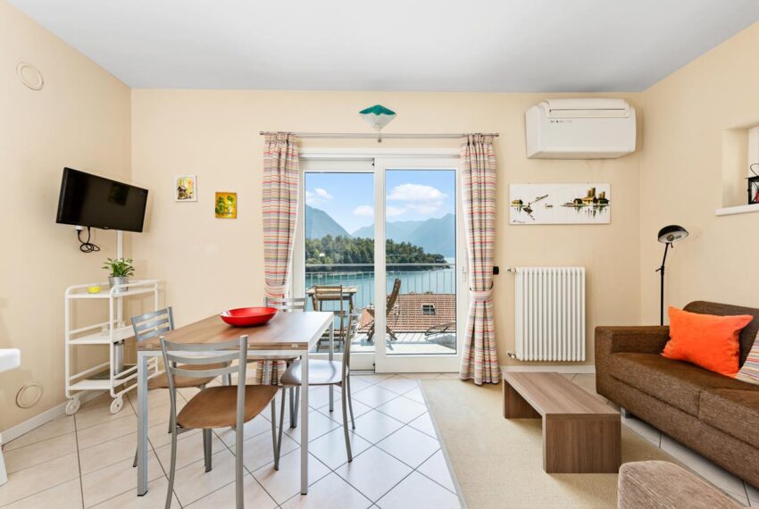 Ossuccio appartamento vista lago in vendita. Lago di Como (25)