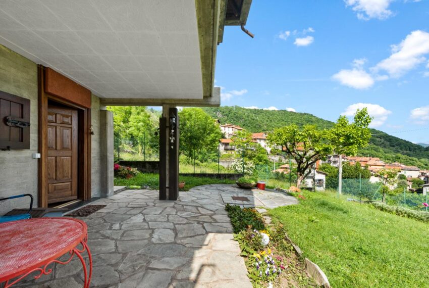 Villa for sale in Plesio. Lake Como (12)