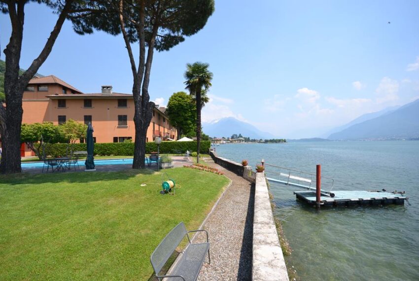 Domaso lake front apartment in residence with pool (24)
