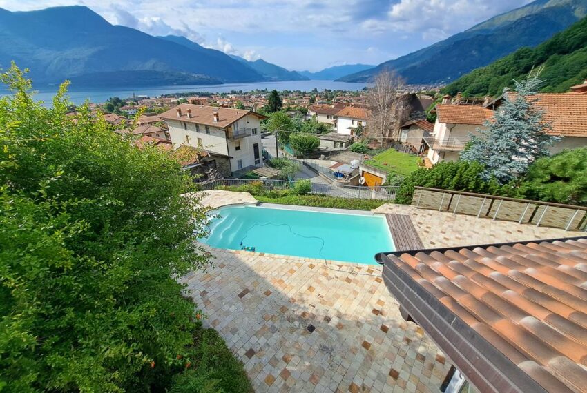 Villa for sale in Gravedona with lake view and pool (27)