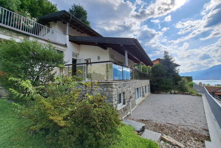 Villa for sale in Gravedona with lake view and pool (32)