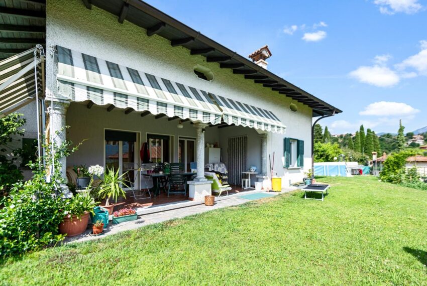 Villa for sale in Tremezzina with large garden (21)