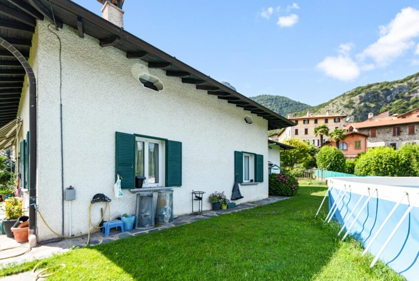 Villa for sale in Tremezzina with large garden (22)