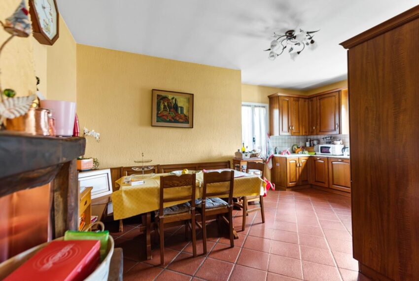 Villa for sale in Tremezzina with large garden (5)