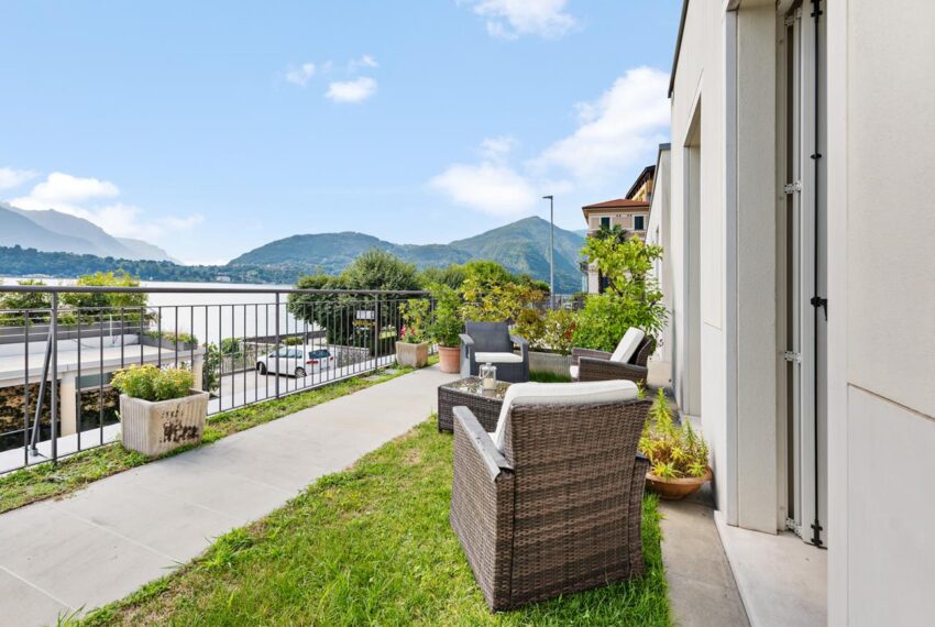 Griante lake front apartment with garden (1)
