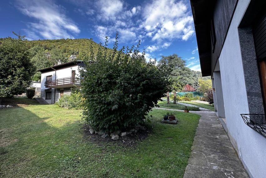 Villa in Vendite valle intelvi (42)