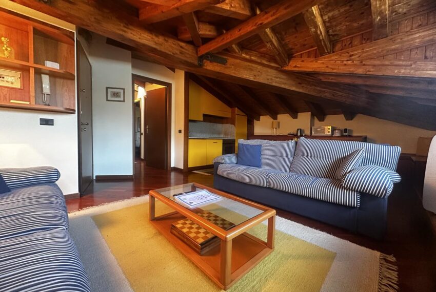 Lake front apartment for sale in Tremezzina - Lake Como, with pool and private mooring (11)