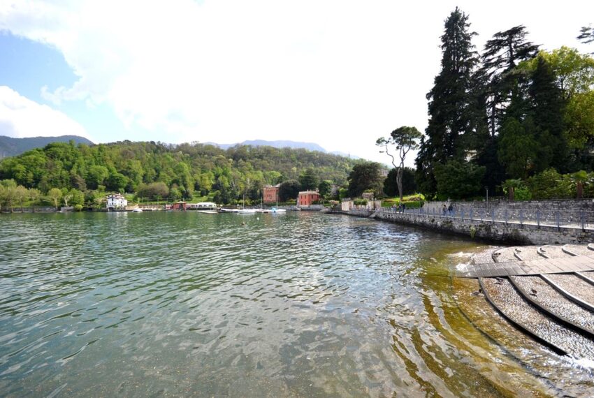Lake front apartment for sale in Tremezzina - Lake Como, with pool and private mooring (2)