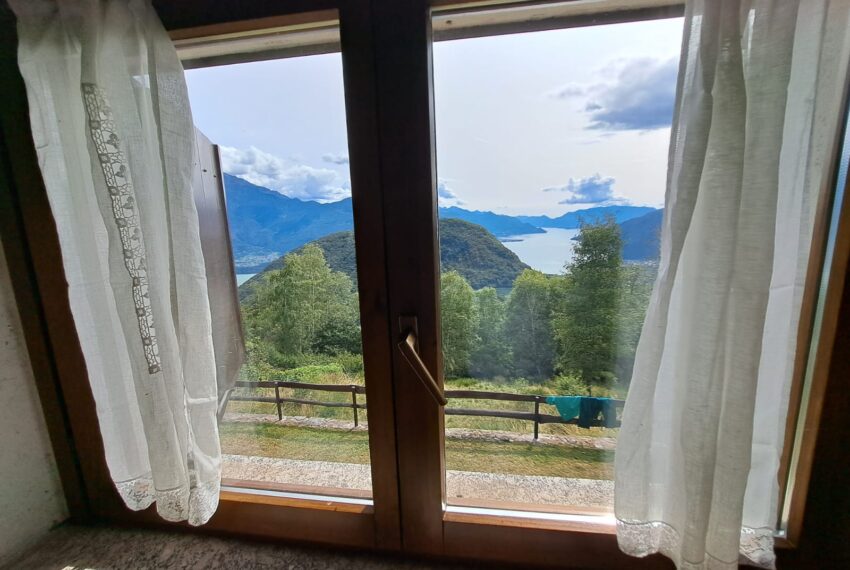 Stone cottage for sale in Livo - Lake Como (19)