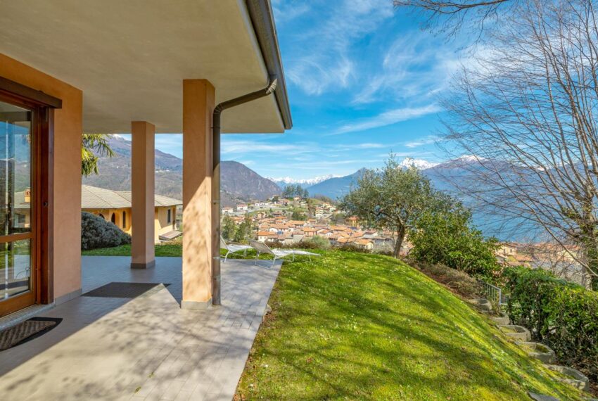 Villa in Menaggio - Lake View (1)