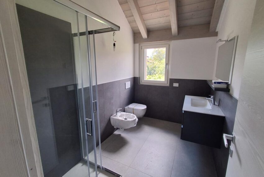NEW PROPERTY - COLICO (13)