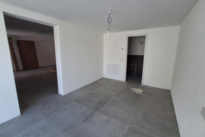 NEW PROPERTY - COLICO (21)