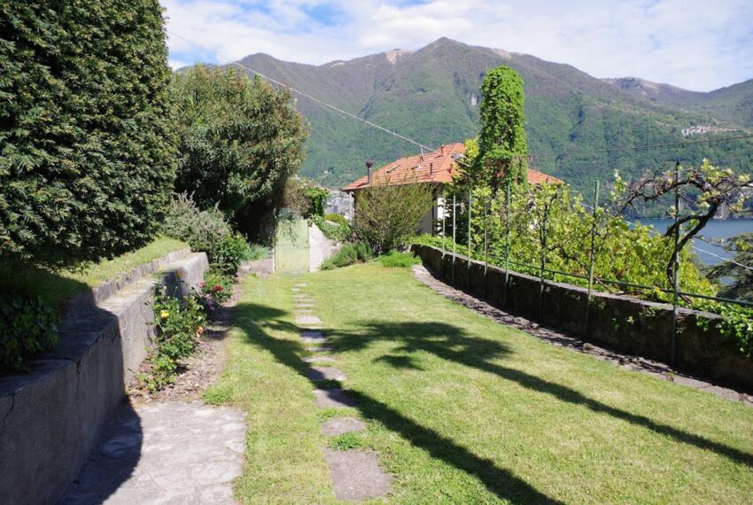 Villa Carate Urio con giardino e vista (8)