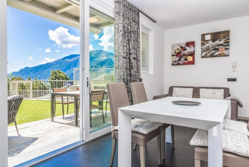 Apartment for sale in Domaso in residence with pool (20)