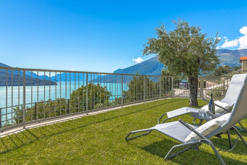 Apartment for sale in Domaso in residence with pool (23)