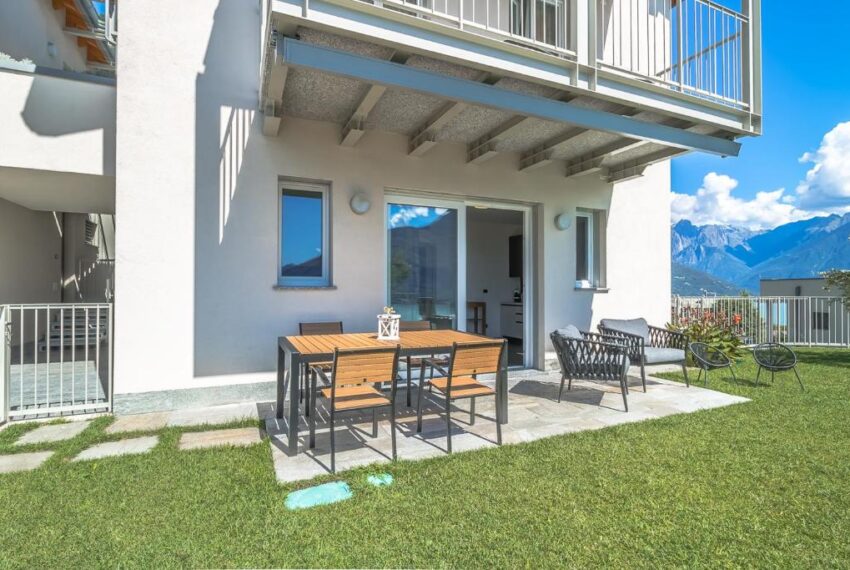 Apartment for sale in Domaso in residence with pool (25)