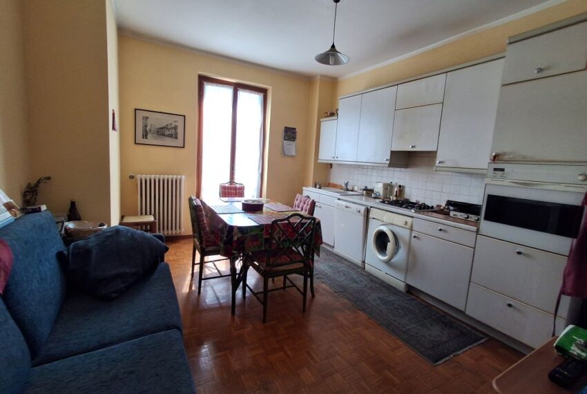 Menaggio appartamento in centro con garage (8)